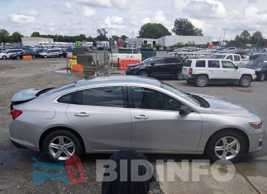 1G1ZC5ST3LF139102 Photo# 13