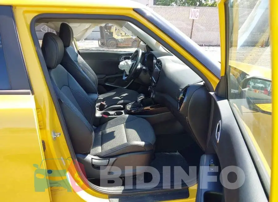 KNDJ33AUXL7105607 Photo# 5