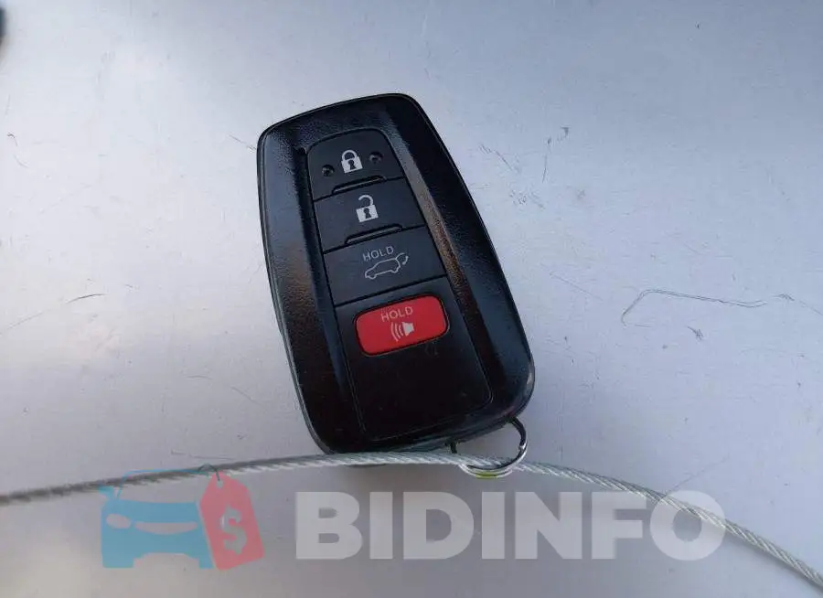 2T3E6RFV8RW058054 Photo# 11