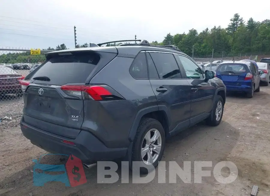 2T3P1RFV6KC057628 Photo# 4