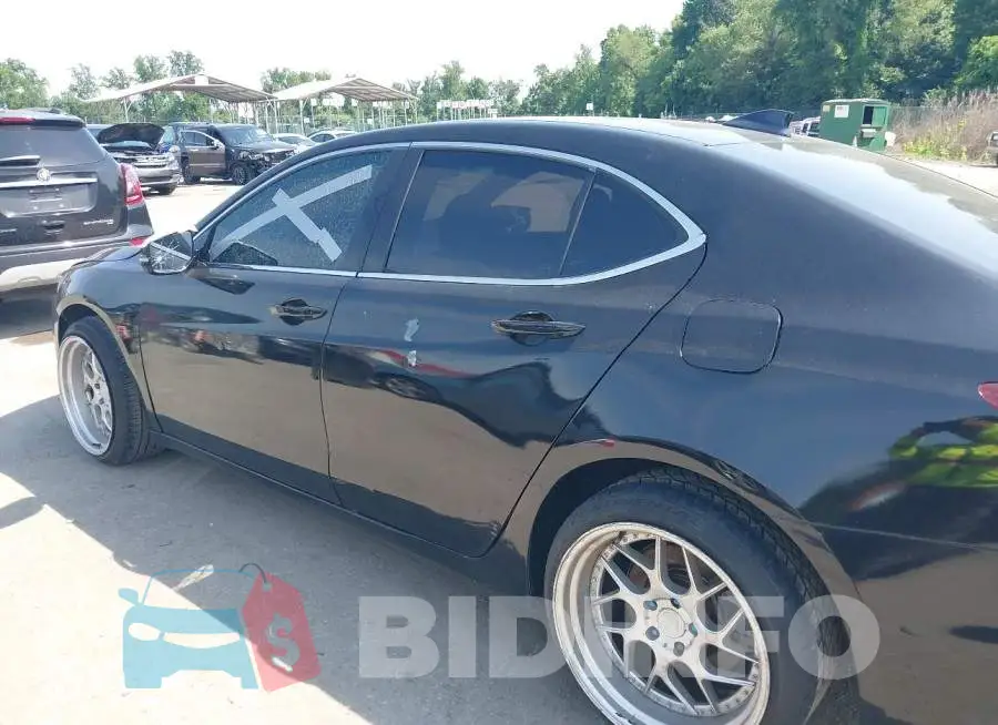 19UUB1F37GA004233 Photo# 6