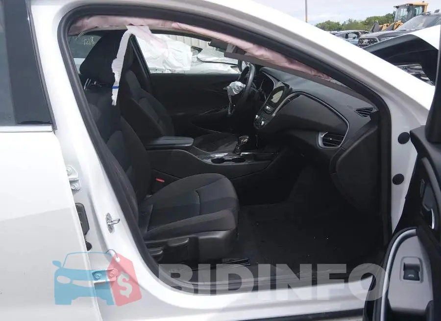 1G1ZD5ST2NF183253 Photo# 5