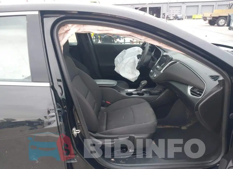 1G1ZD5ST5PF153585 Photo# 5