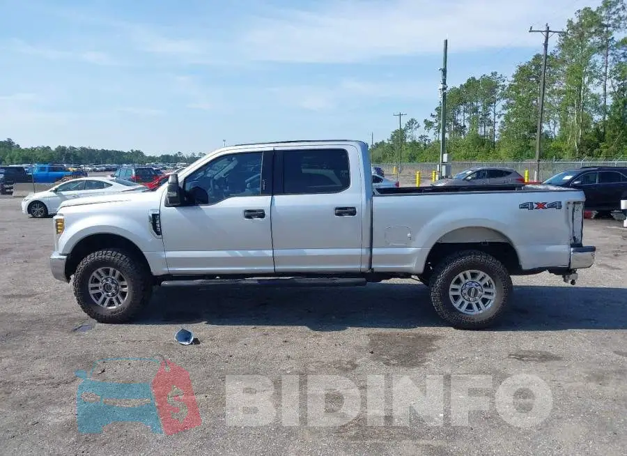 1FT7W2B63JEB39389 Photo# 14