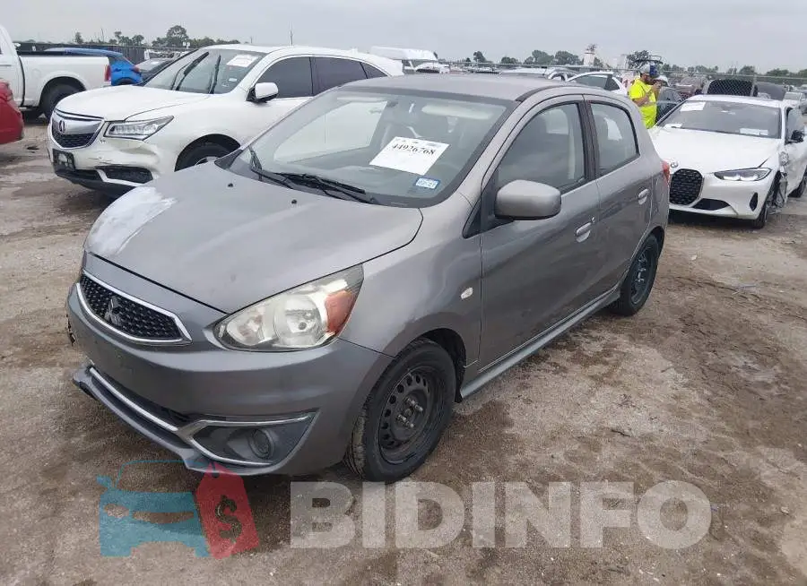 ML32A3HJ2HH021114 Photo# 2