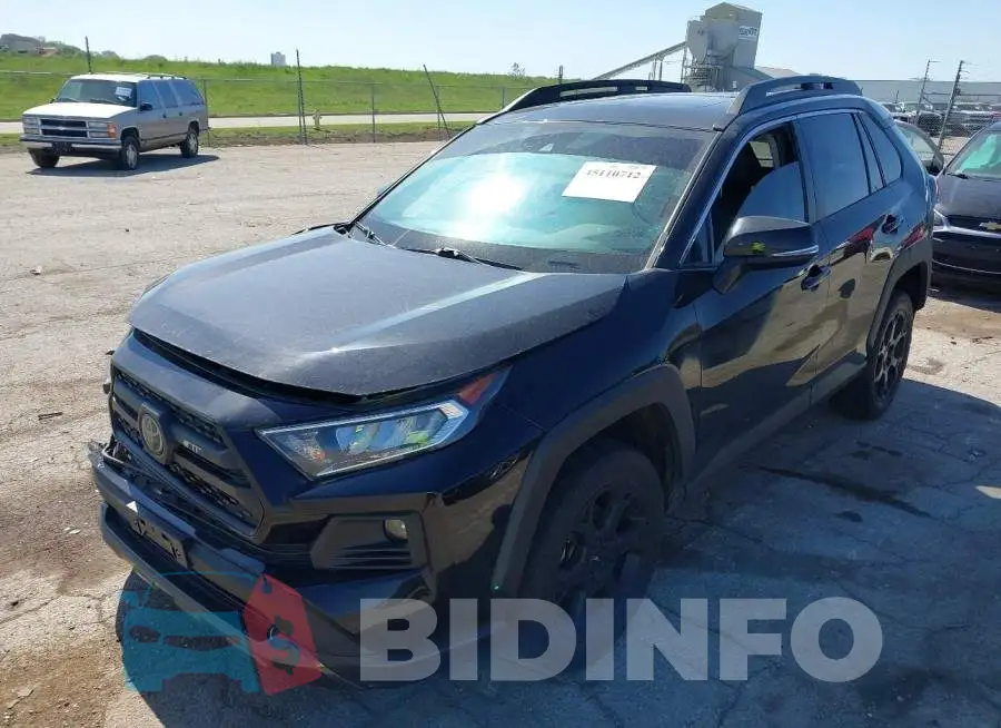 2T3J1RFV3LC091632 Photo# 2