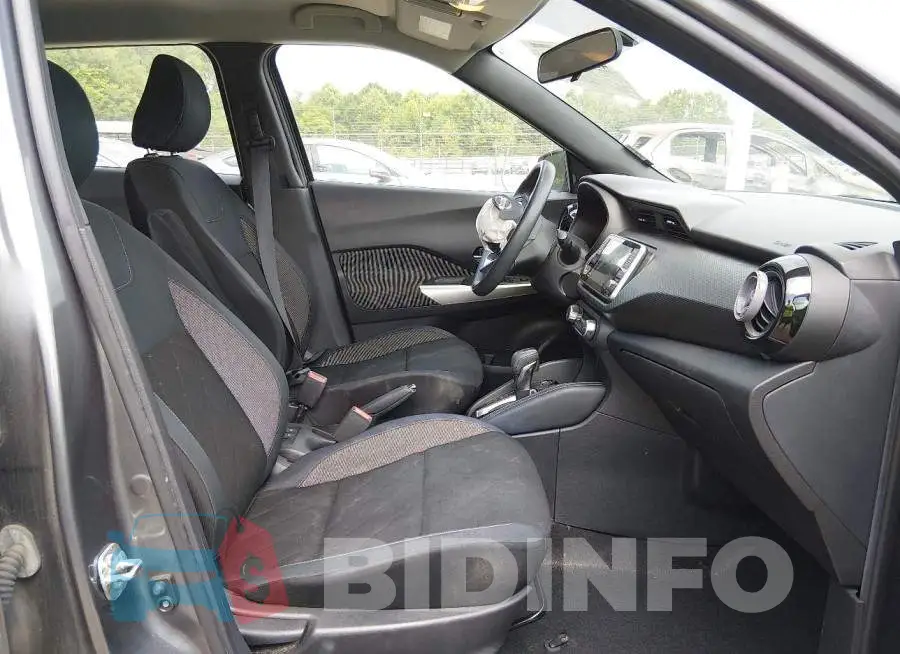 3N1CP5CU3KL491225 Photo# 5
