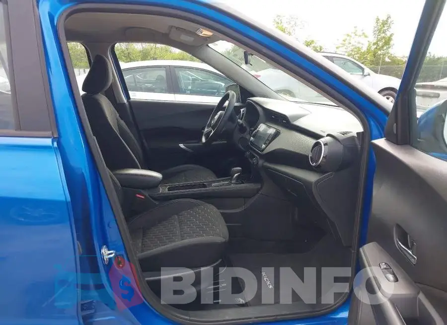 3N1CP5CVXML503849 Photo# 5