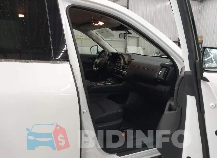 5N1DR3BC0RC237482 Photo# 5