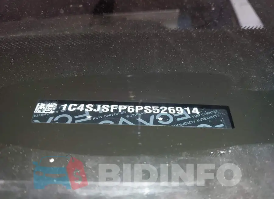 1C4SJSFP6PS526914 Photo# 9