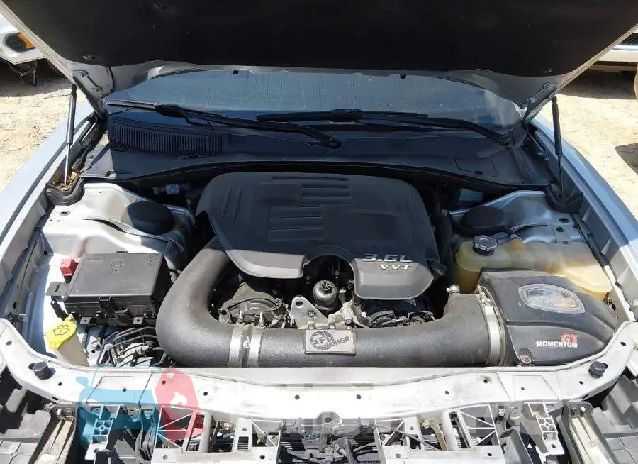 2C3CDXBGXKH720624 Photo# 10