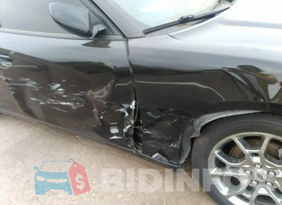 2C3CDXJG6HH645284 Photo# 12