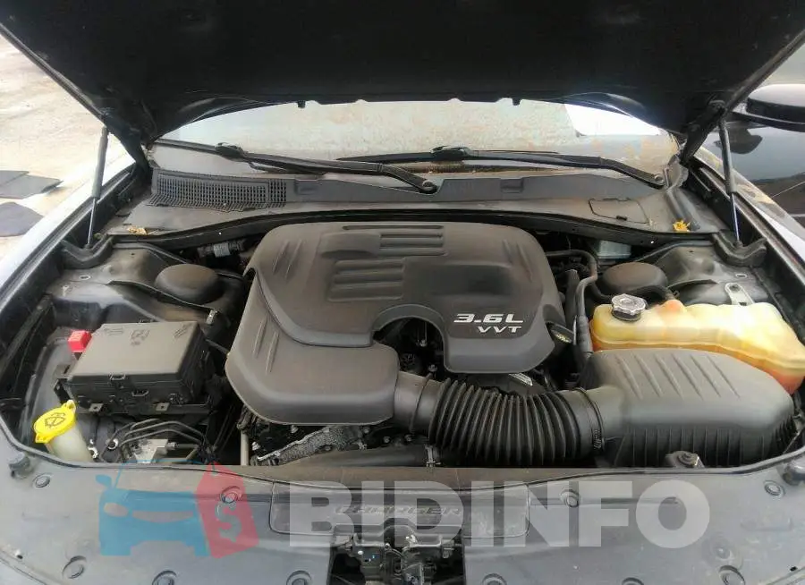 2C3CDXJG6HH645284 Photo# 10