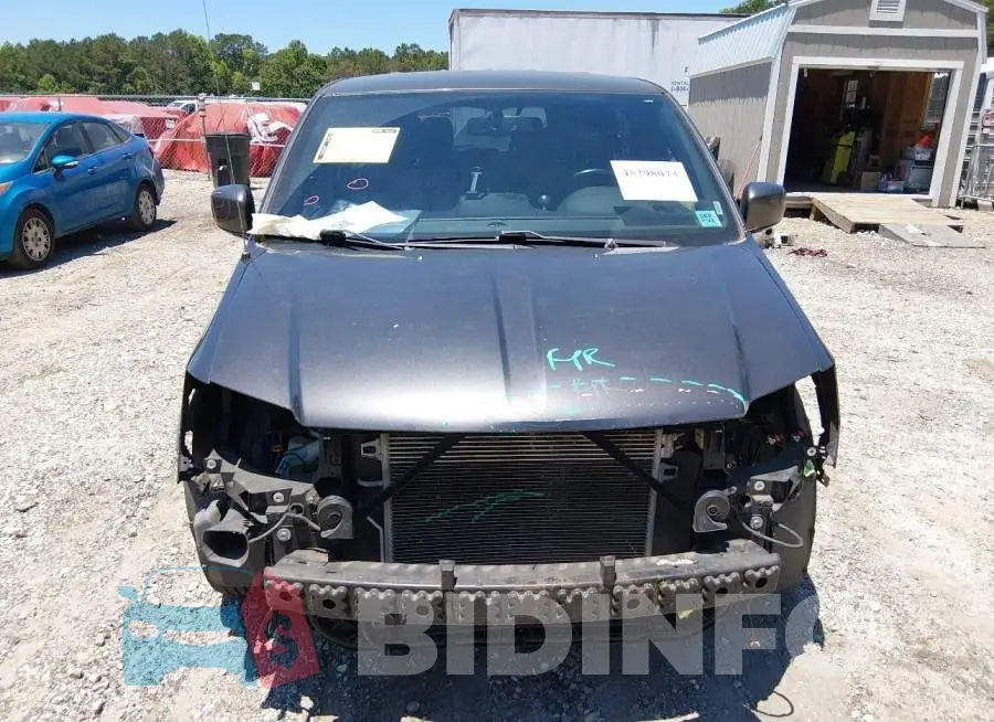 2C4RDGEG0JR189525 Photo# 12