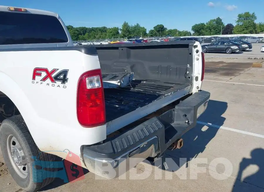 1FT8X3B64GEA47403 Photo# 11