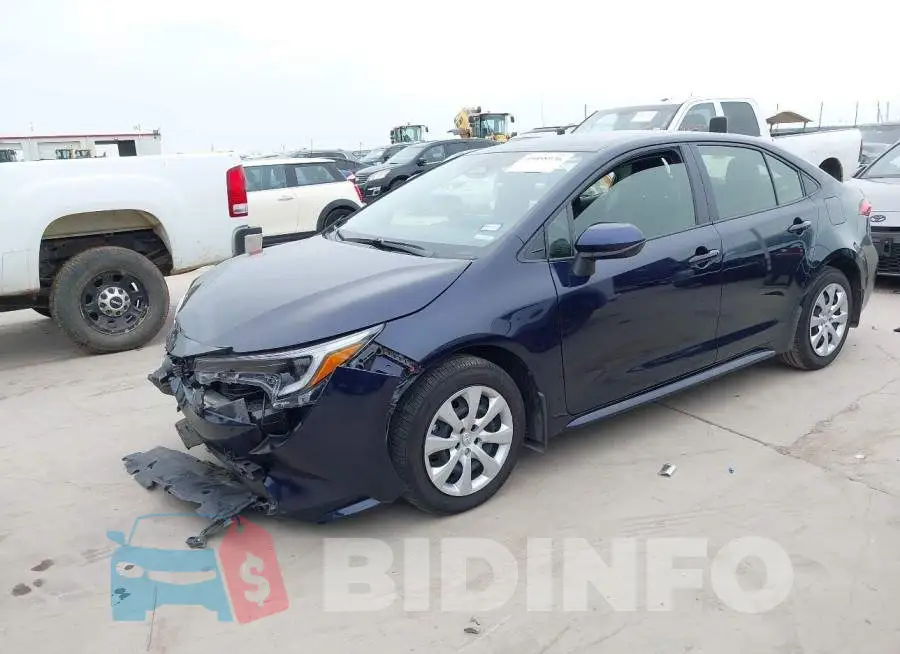 JTDBCMFE4S3102641 Photo# 2