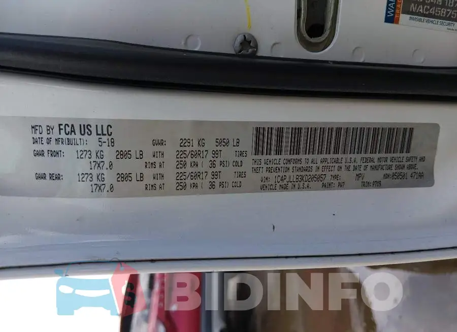 1C4PJLLB3KD205057 Photo# 9