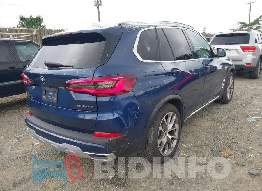 5UXTA6C04N9M45500 Photo# 4