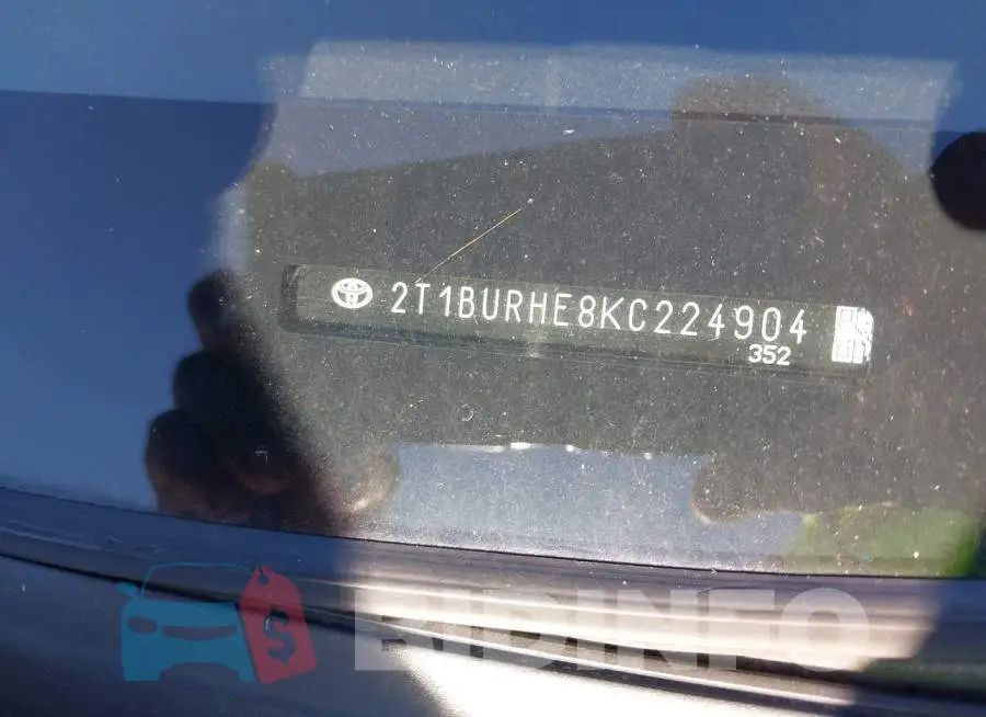 2T1BURHE8KC224904 Photo# 18