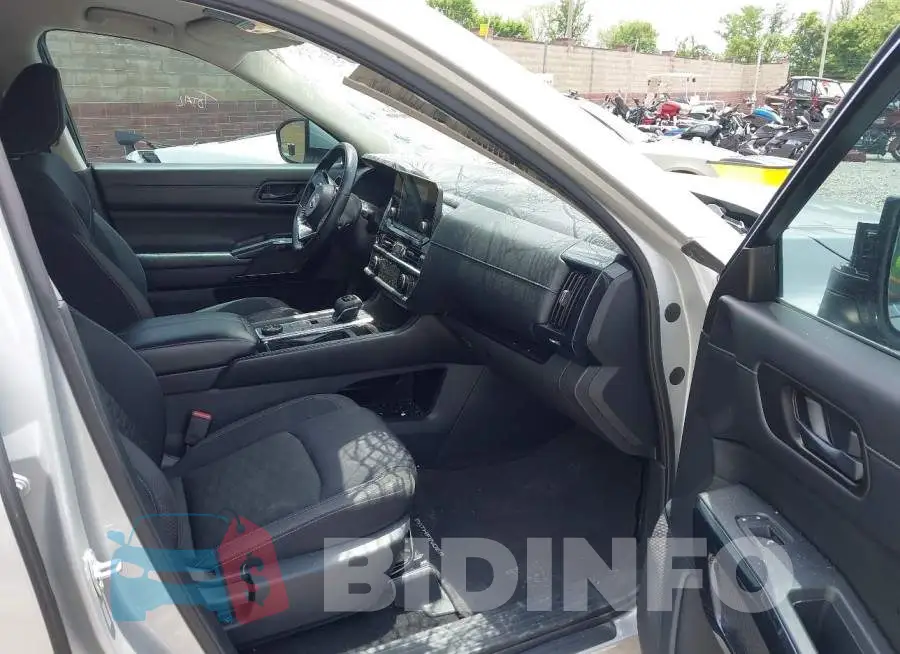 5N1DR3BC2PC250618 Photo# 5