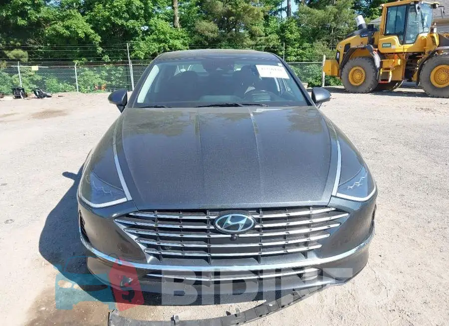 KMHL54JJ2MA032151 Photo# 13