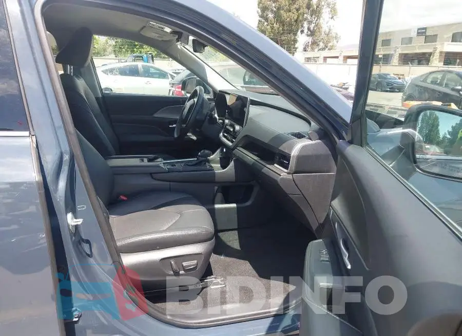 5TDACAB53RS019016 Photo# 5