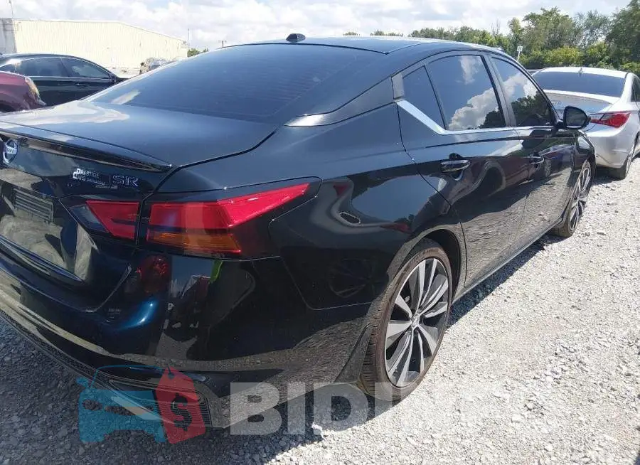 1N4BL4CV4KC193016 Photo# 4