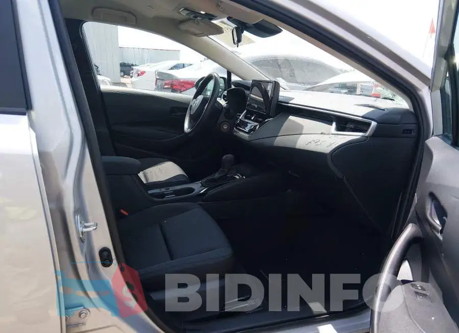 5YFB4MDE8RP200167 Photo# 5