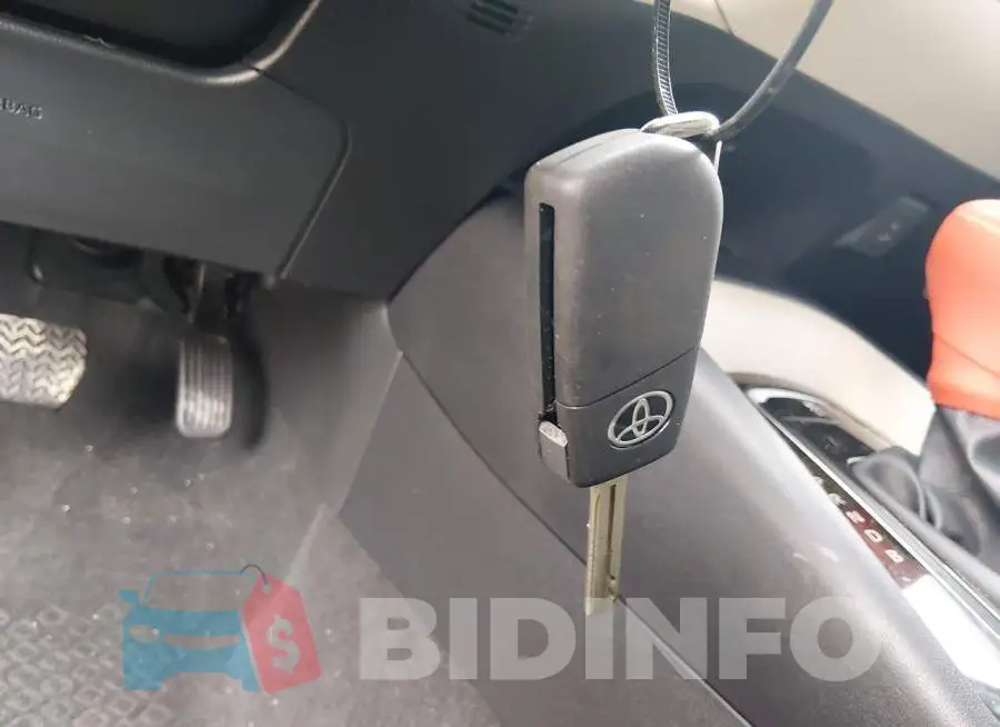 5YFB4MDE9TP416231 Photo# 11