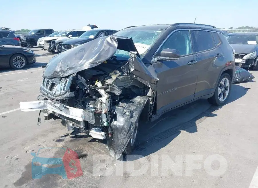 3C4NJDCB7LT208794 Photo# 2
