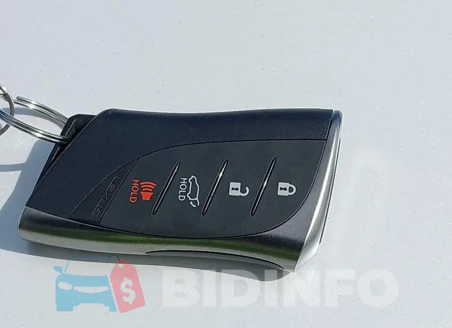 2T2BBMCA4PC021539 Photo# 11