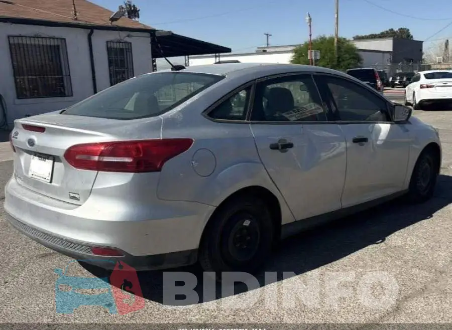 1FADP3E2XHL276680 Photo# 4