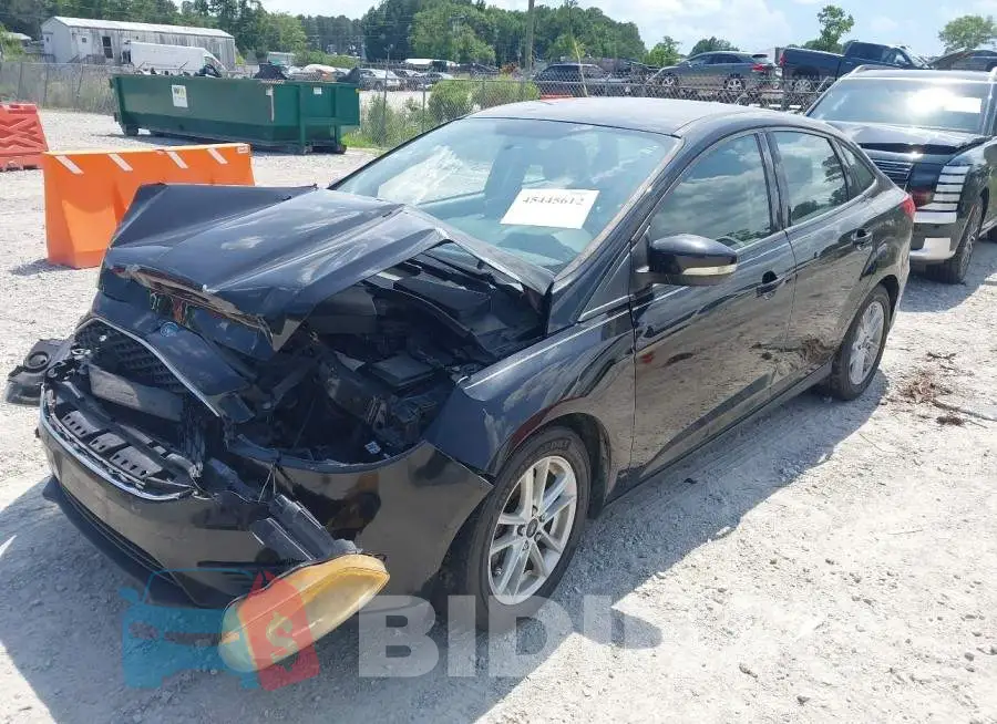 1FADP3F26HL262211 Photo# 2
