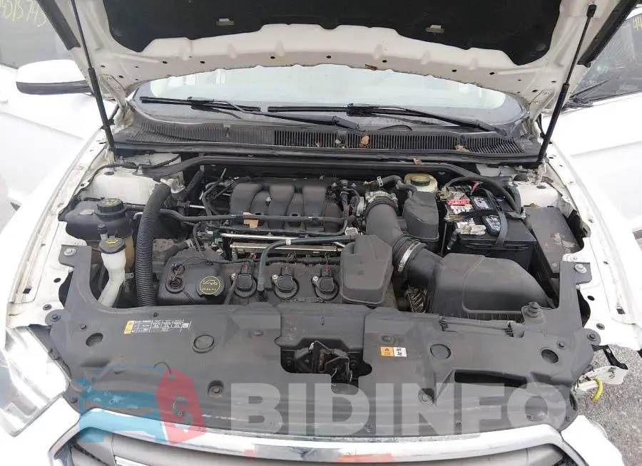 1FAHP2E85GG105228 Photo# 10