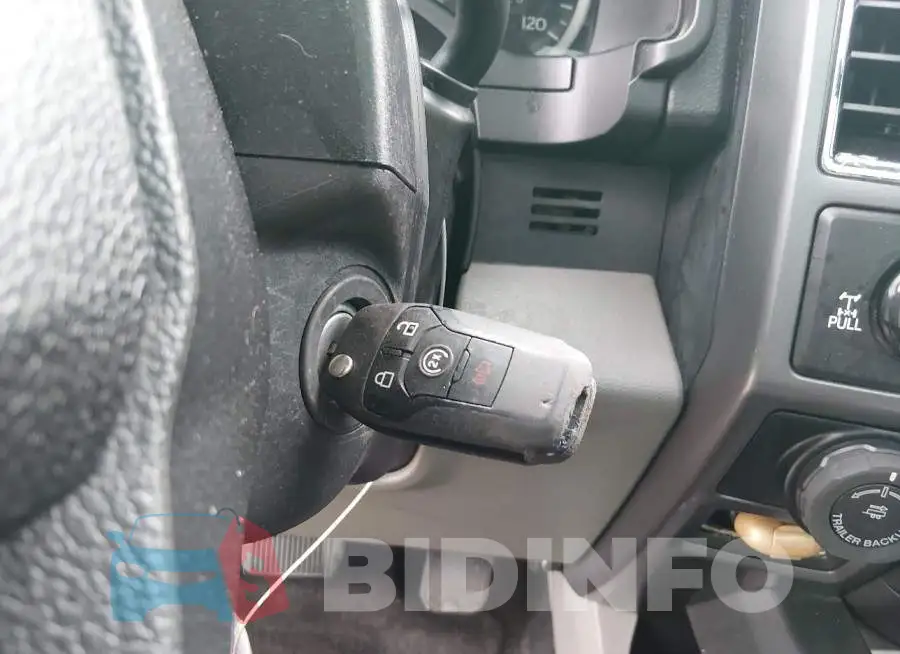 1FTEW1EFXGKF64177 Photo# 11