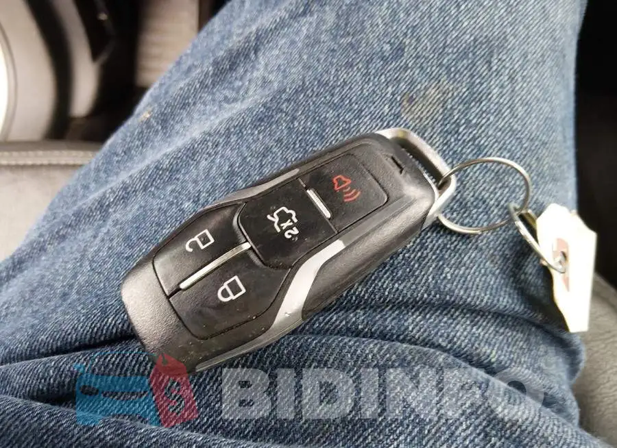2FMPK3G94HBB03832 Photo# 11