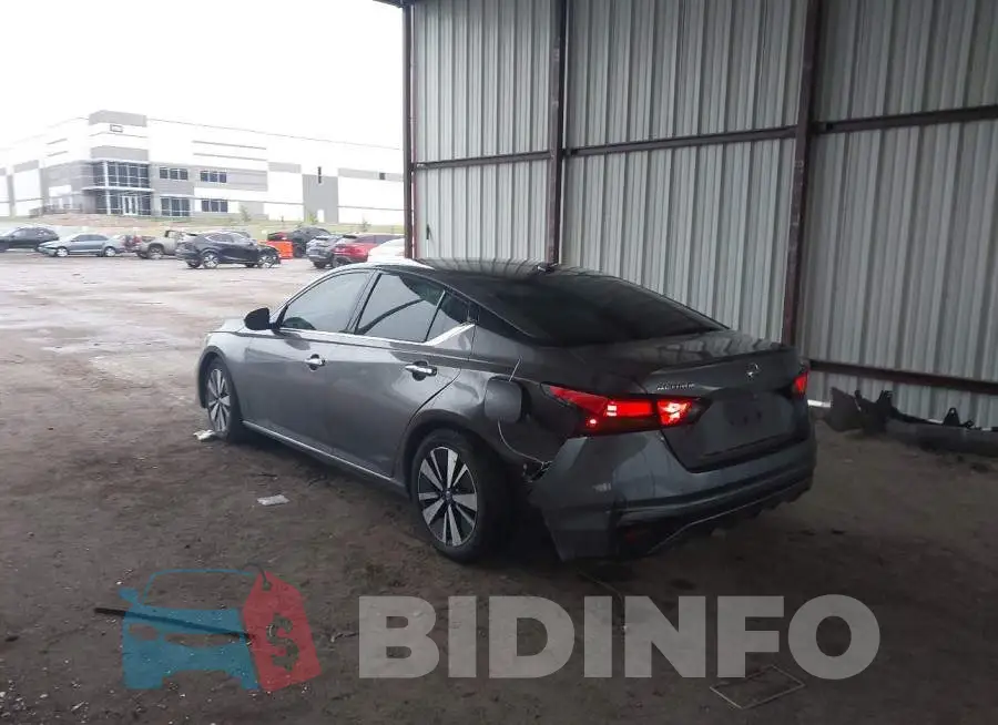 1N4BL4EV1KC220198 Photo# 3