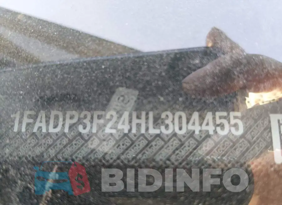 1FADP3F24HL304455 Photo# 9