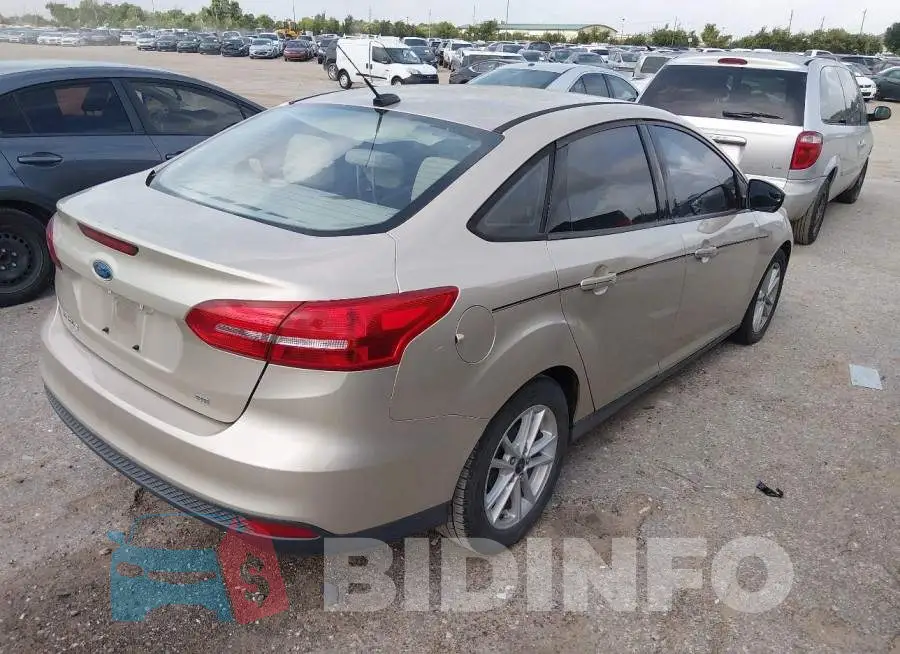 1FADP3F27HL229721 Photo# 4