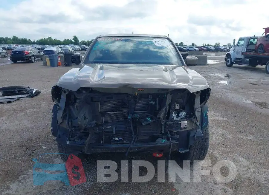 1N6ED1EK8PN664518 Photo# 6