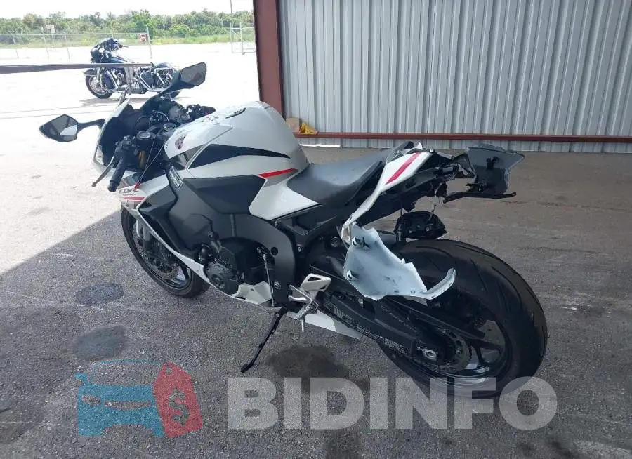JH2SC7712TK900261 Photo# 3