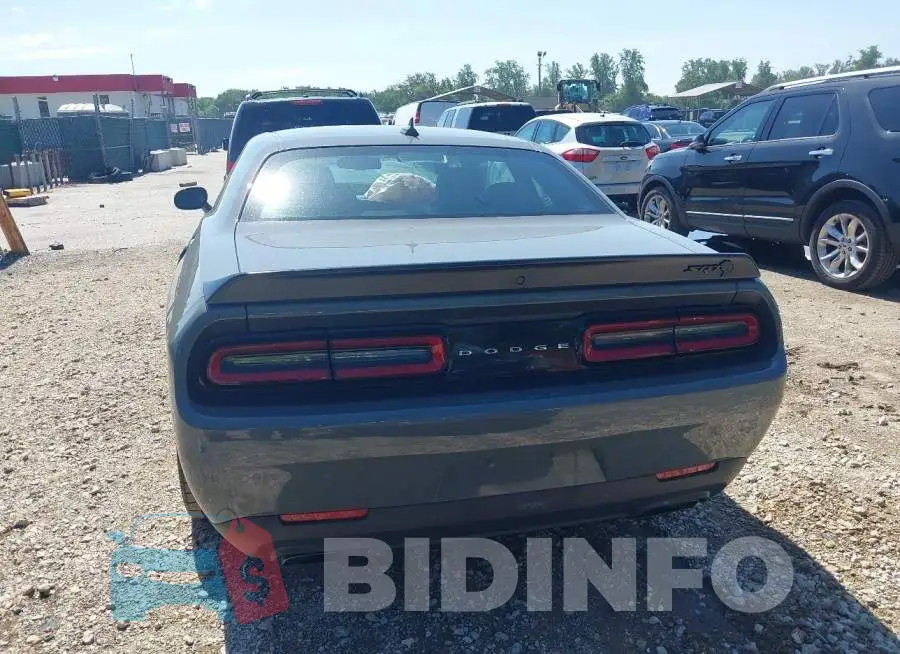 2C3CDZC96PH692288 Photo# 17