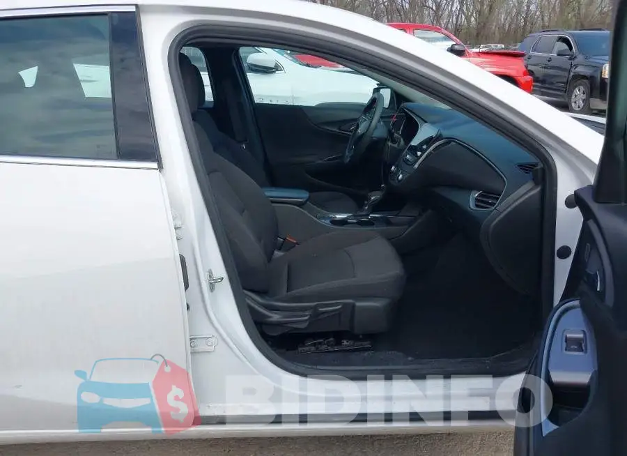 1G1ZD5ST5PF168099 Photo# 5