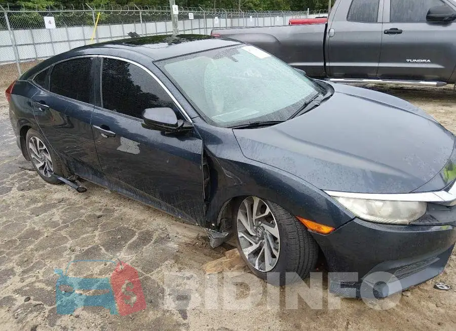 19XFC2F77GE042071 Photo# 19