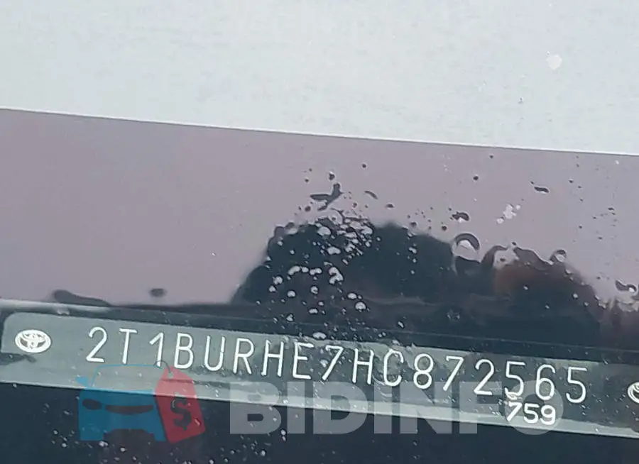 2T1BURHE7HC872565 Photo# 9