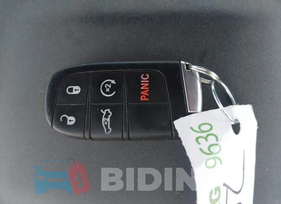 2C3CDXJG6JH158849 Photo# 11