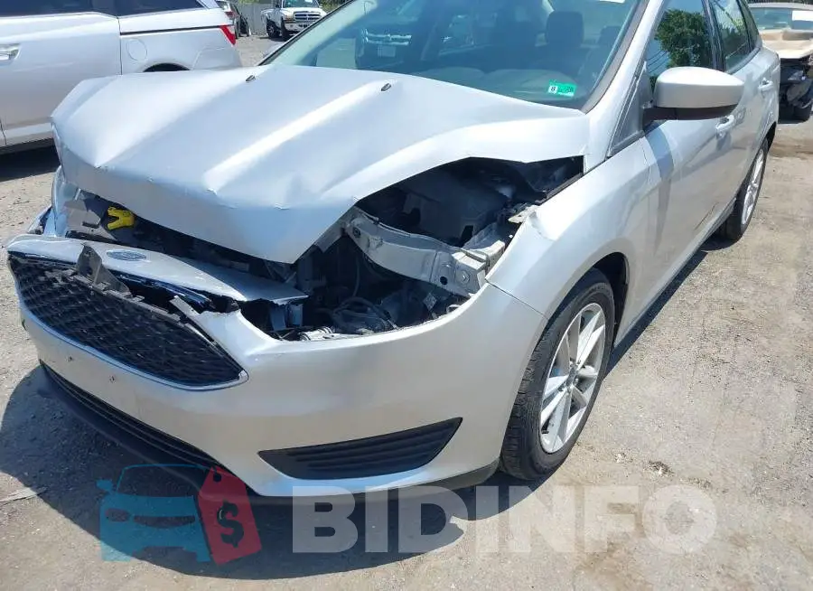 1FADP3F20JL264008 Photo# 6