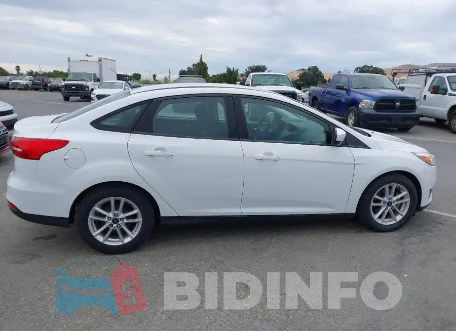 1FADP3F25JL328544 Photo# 14