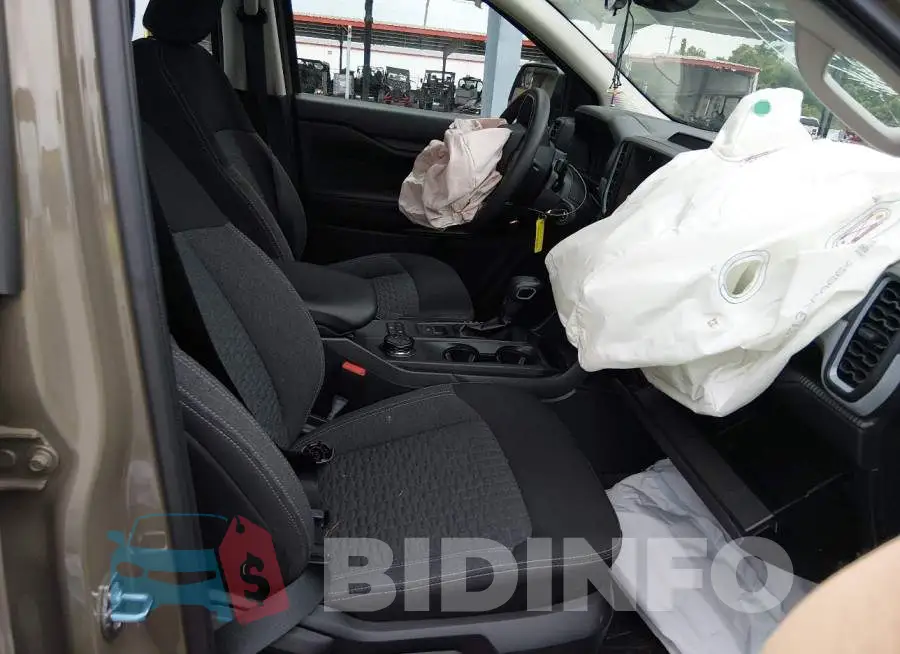 1FTER4PH0SLE04304 Photo# 5