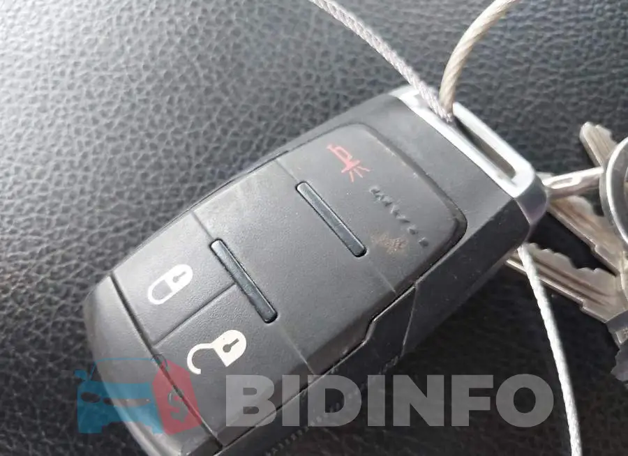 3C63R3HL1RG339224 Photo# 10